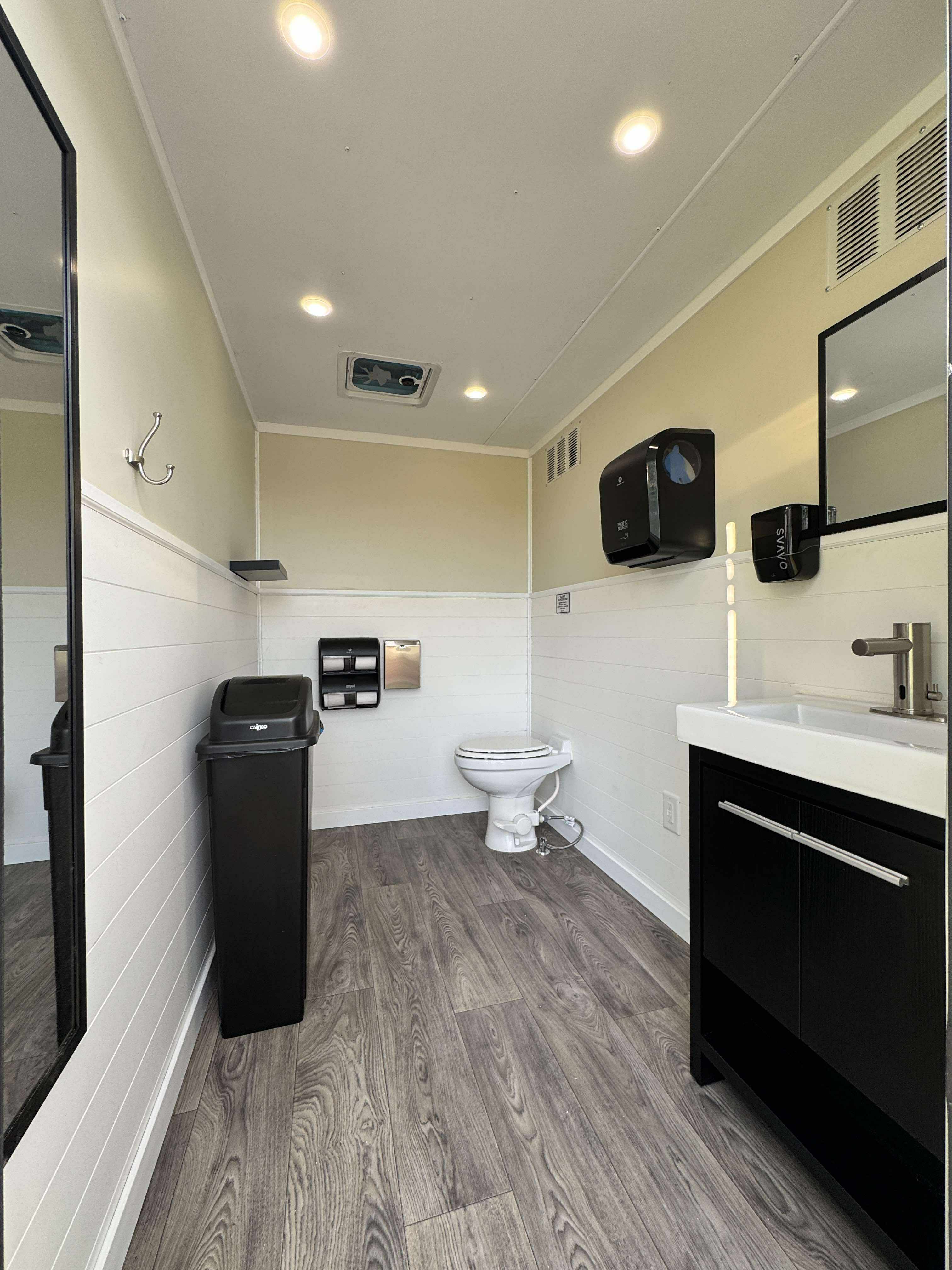 premier-lavatory